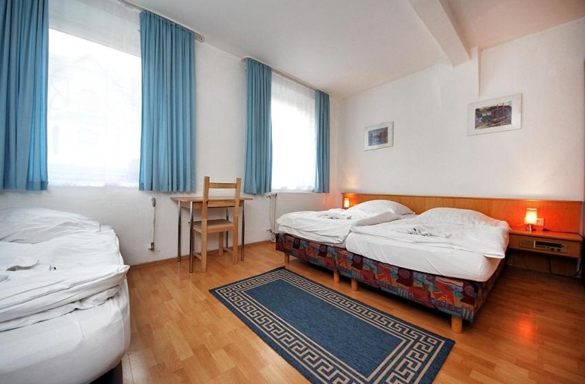 City Hotel Storch Köln Rum bild